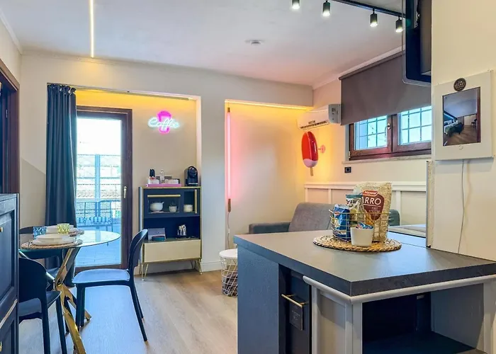 Apartment Secret Rooftop - Tor Vergata Metro C Rom